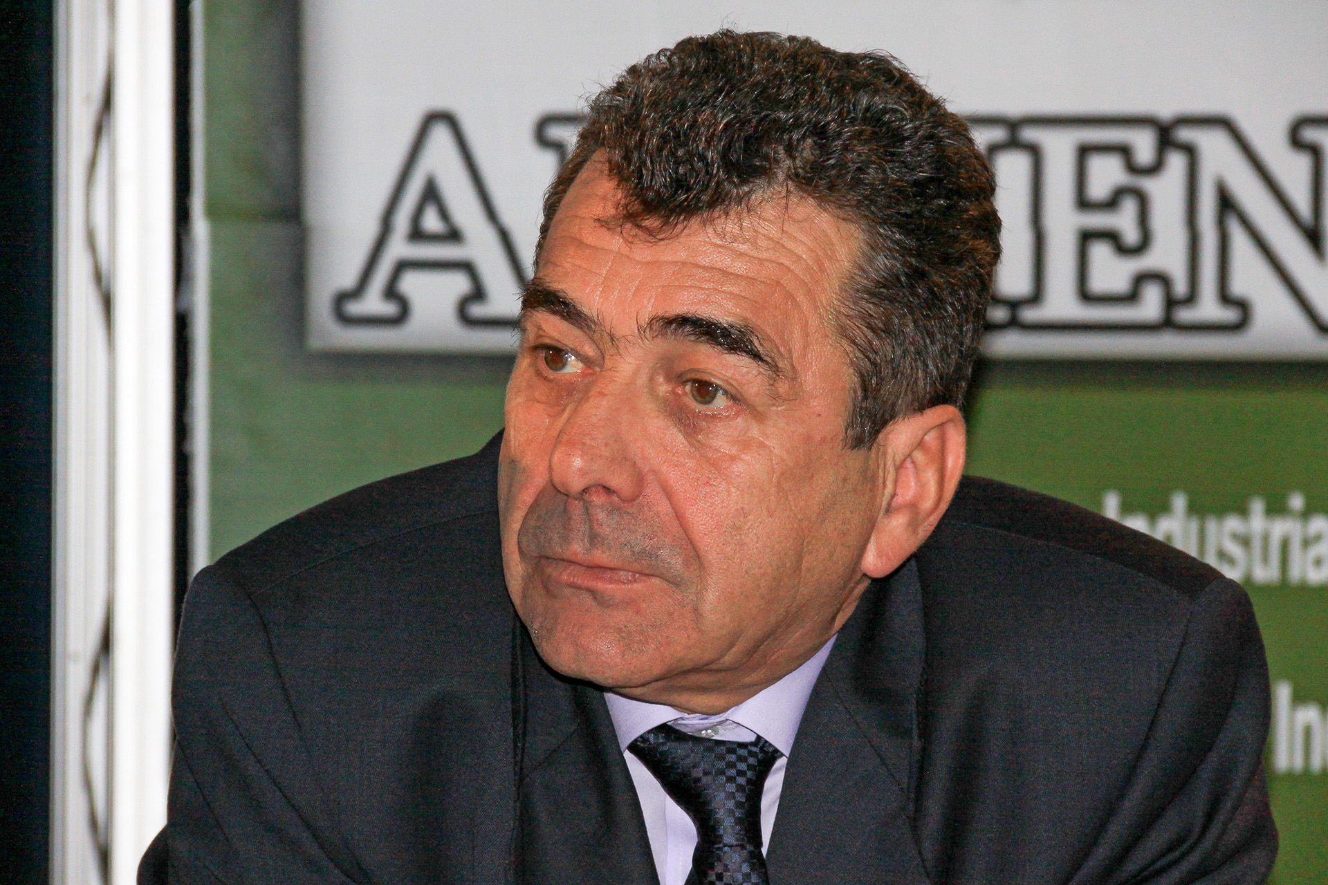 Aurel Popescu (ROMPAN): Asocierea şi depozitarea pot ajuta fermierii să obţină un preţ mai bun