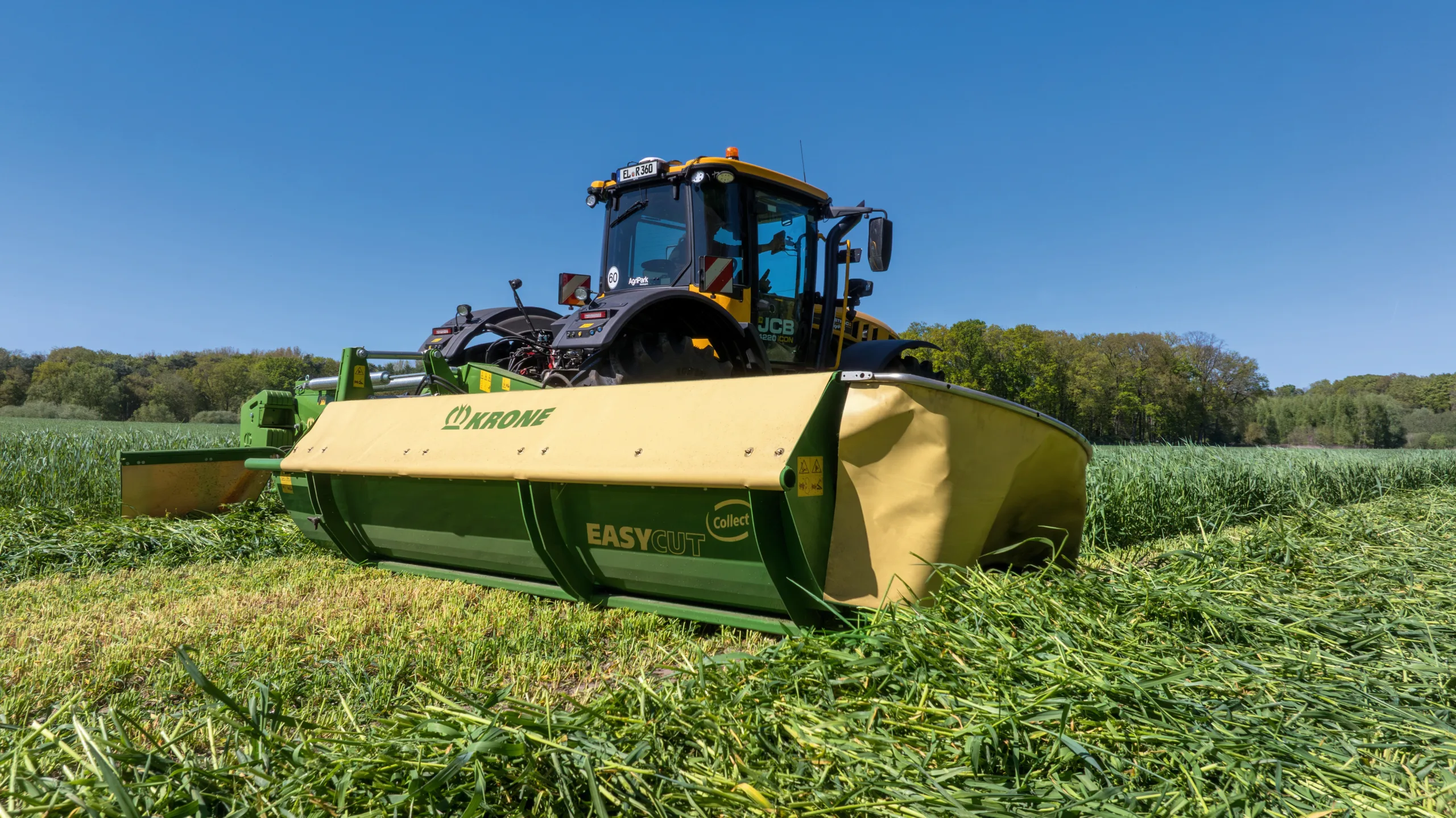 Cositoarea Krone EasyCut R 360 Collect