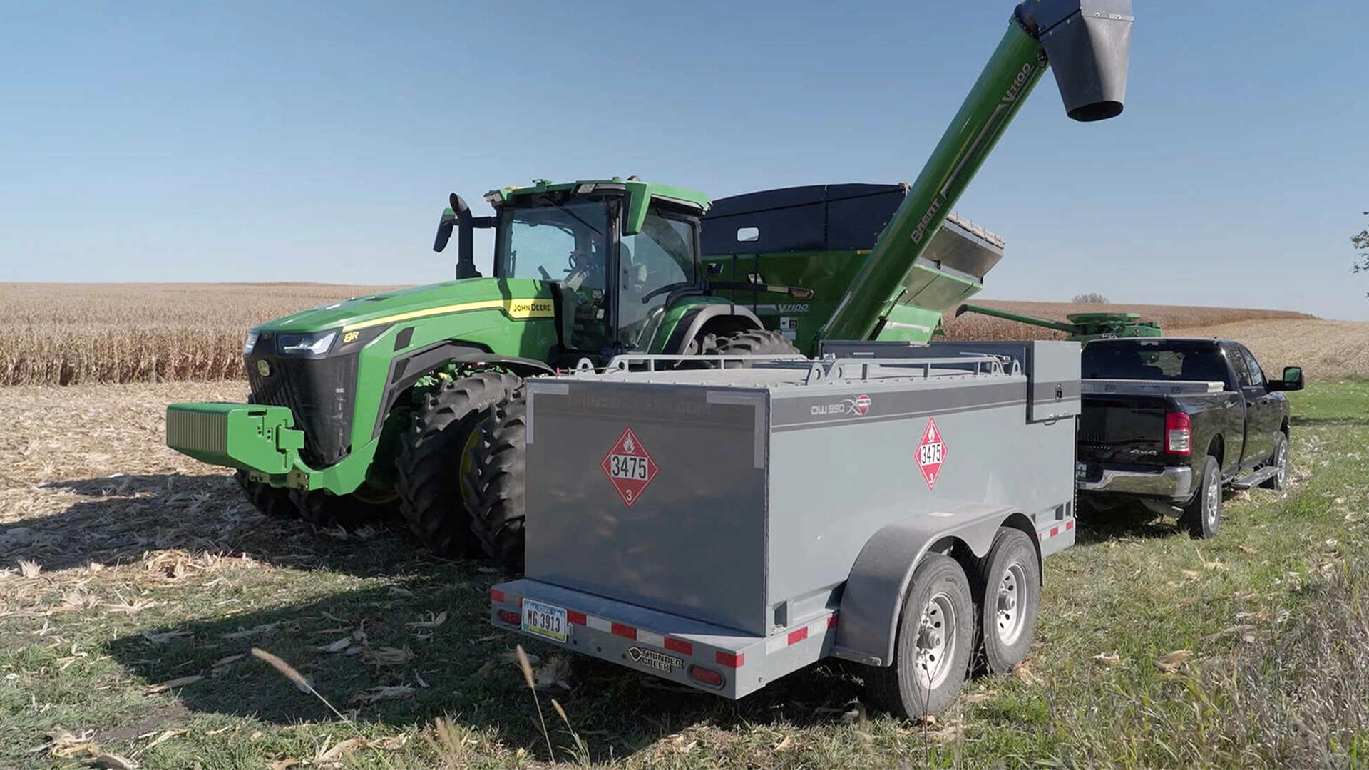 prototip tractor John Deere cu etanol 1