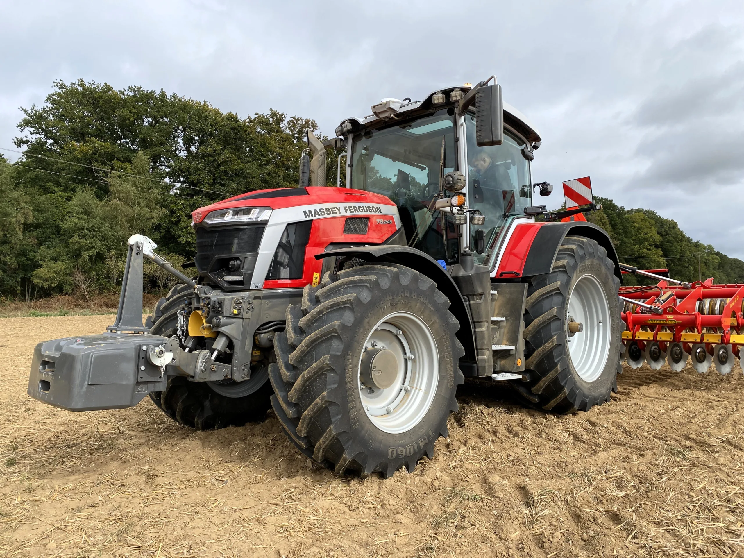 tractor Massey ferguson 7s mark 2