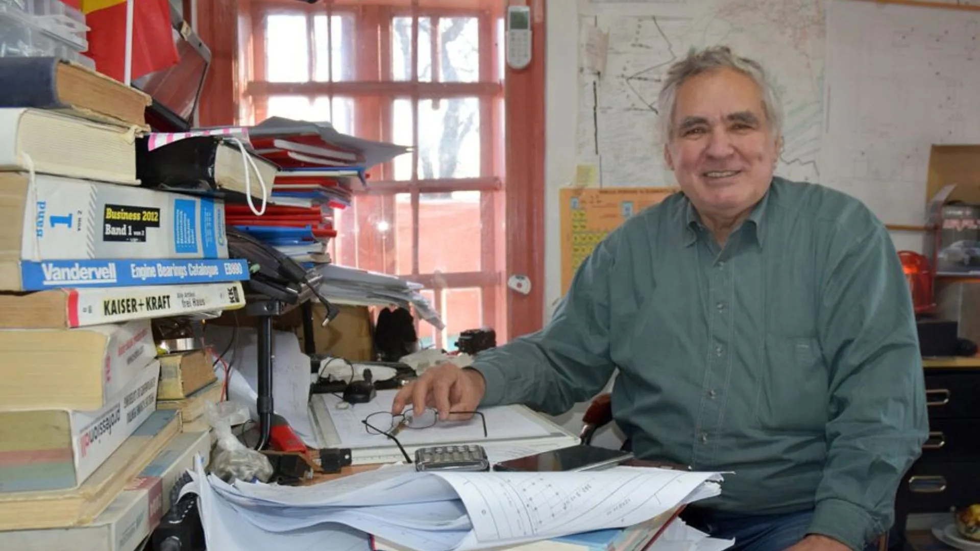 Inventatorul Gheorghe Bordeianu pregătește MOTORUL CU APĂ pentru TRACTOR! „Cu tot cu plug și disc. Să-l pun în brazdă!”